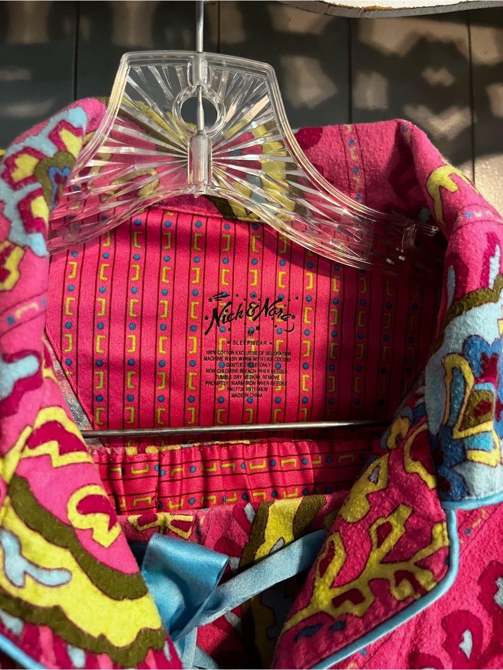 Nick & Nora vibrant pink paisley flannel pajama set - Picture 5 of 7